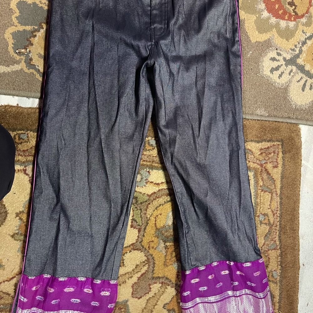 Super cute purple pants